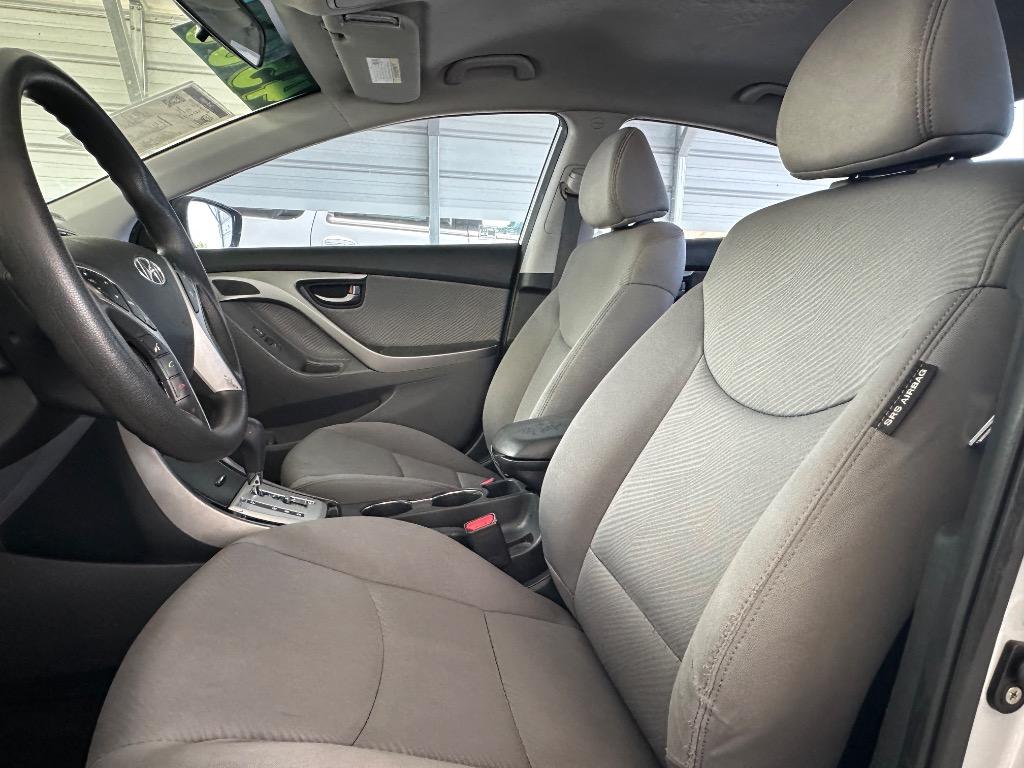 2012 Hyundai Elantra - $4,500