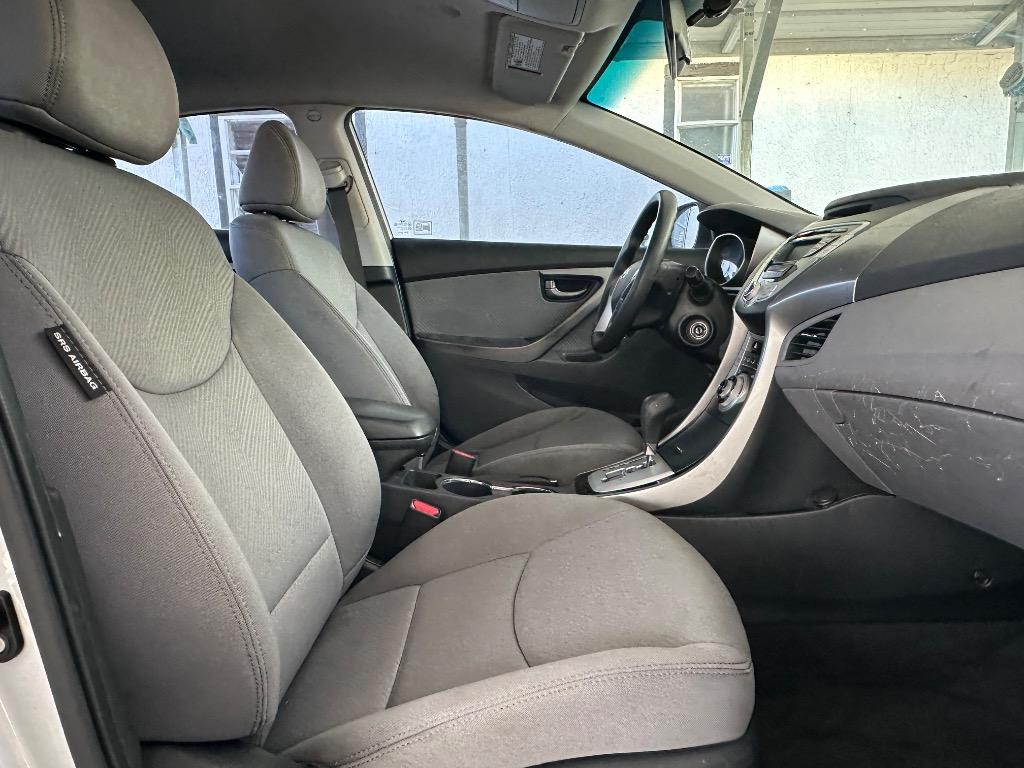 2012 Hyundai Elantra - $4,500