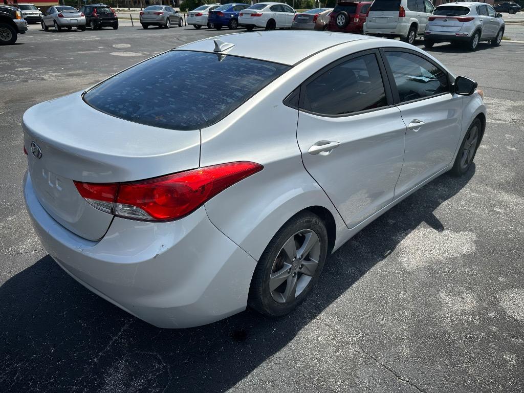 2012 Hyundai Elantra - $4,500