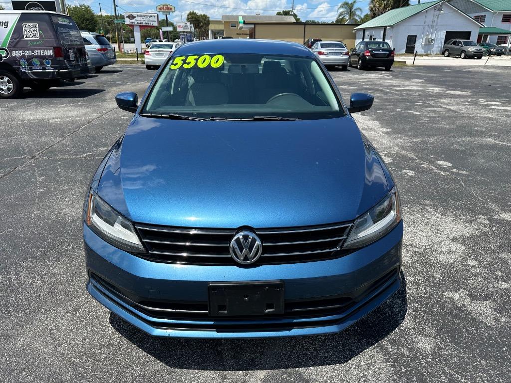 2017 Volkswagen Jetta - $5,500