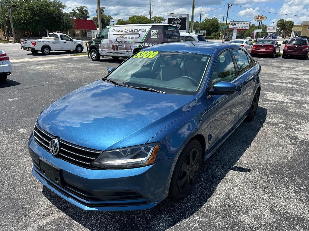 2017 Volkswagen Jetta - $5,500