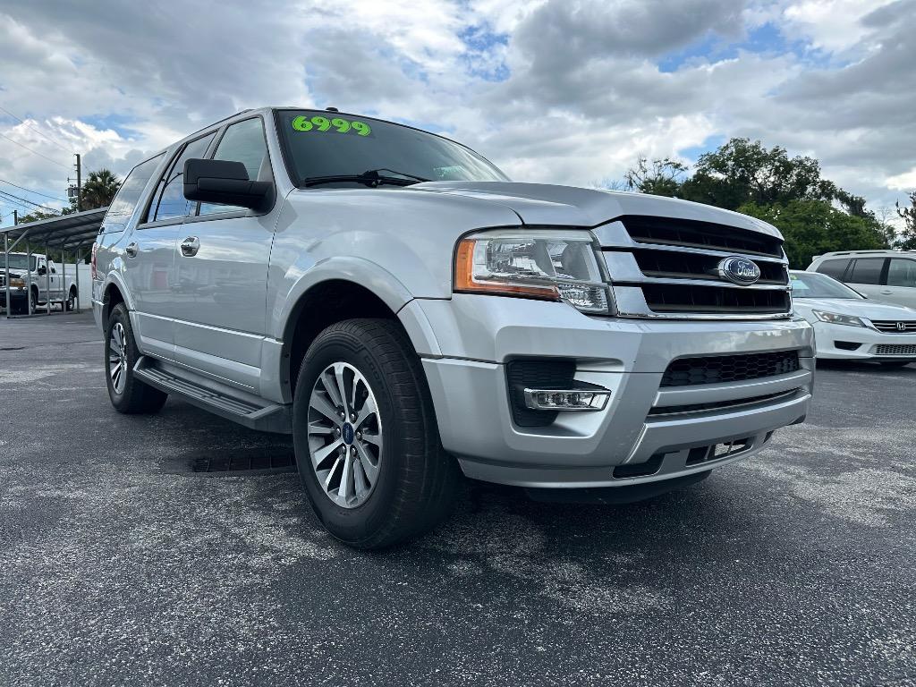 2017 Ford Expedition - $6,999