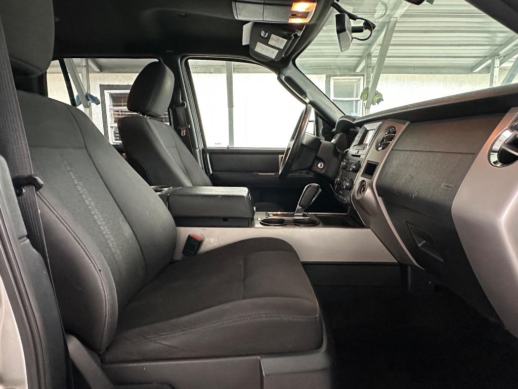 2017 Ford Expedition - $6,999