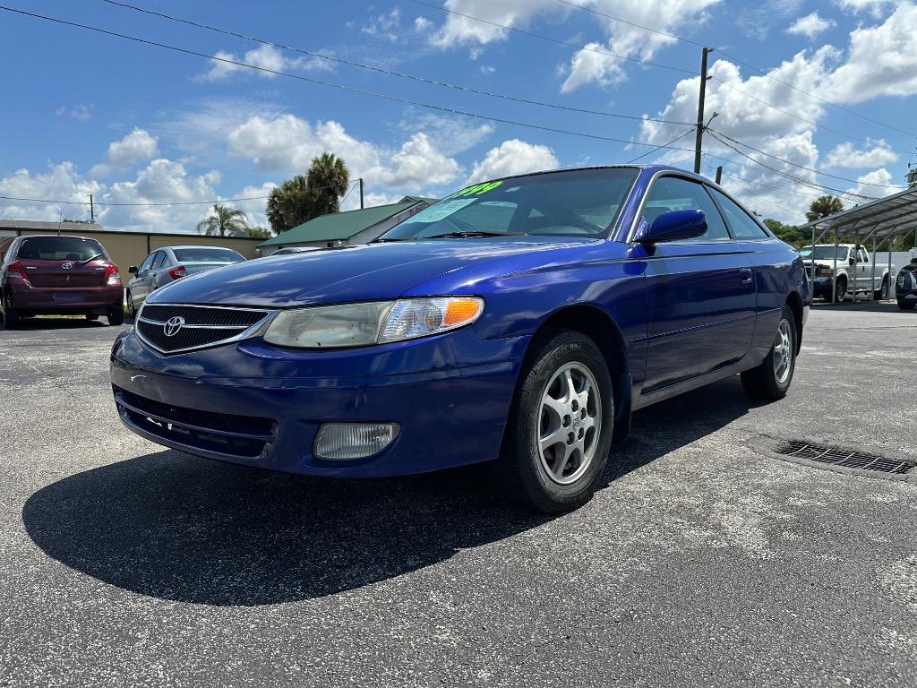 2000 Toyota Camry - $3,999