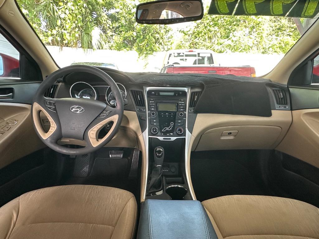 2013 Hyundai Sonata - $7,999