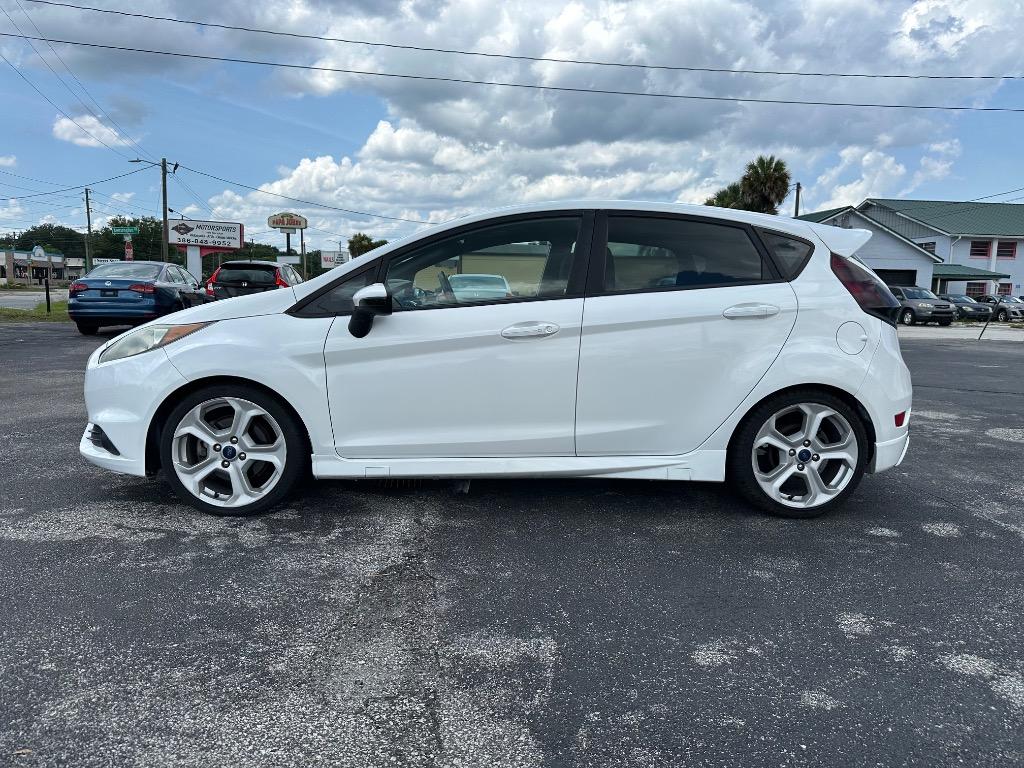 2015 Ford Fiesta - $3,999