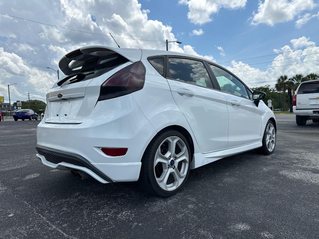 2015 Ford Fiesta - $3,999