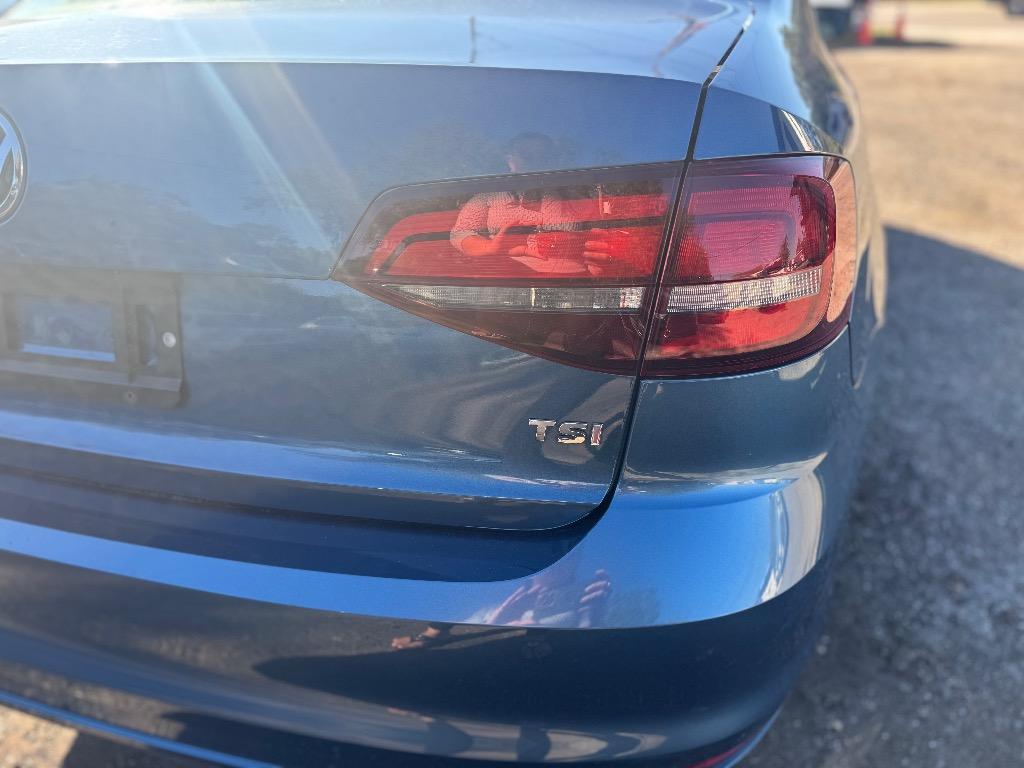 2016 Volkswagen Jetta