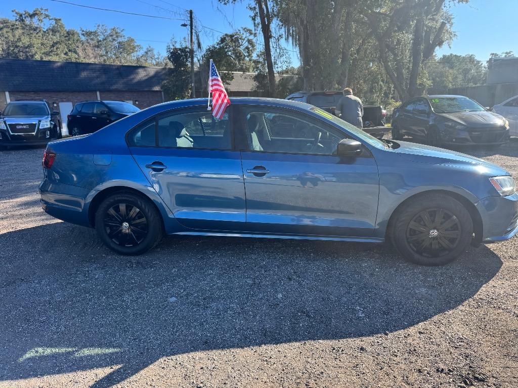 2016 Volkswagen Jetta