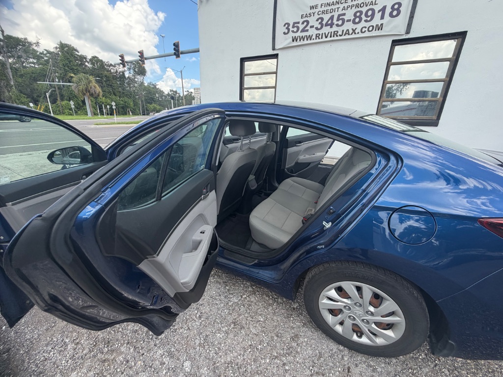 2019 Hyundai Elantra