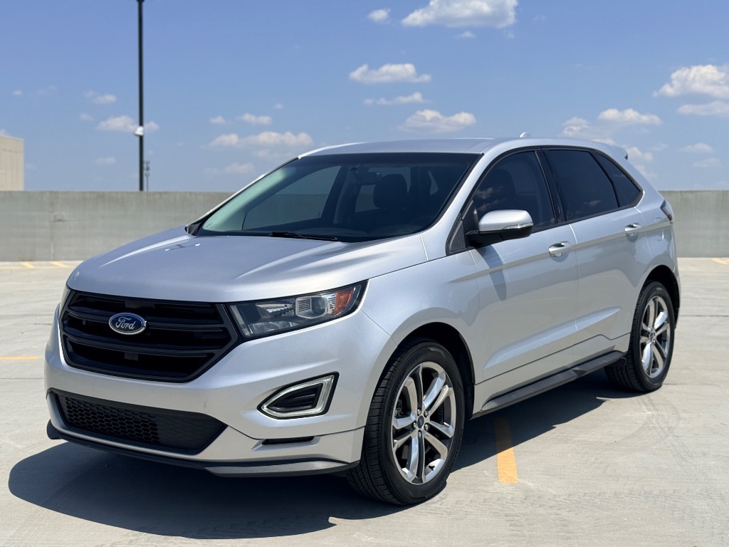 2016 Ford Edge - $9,500