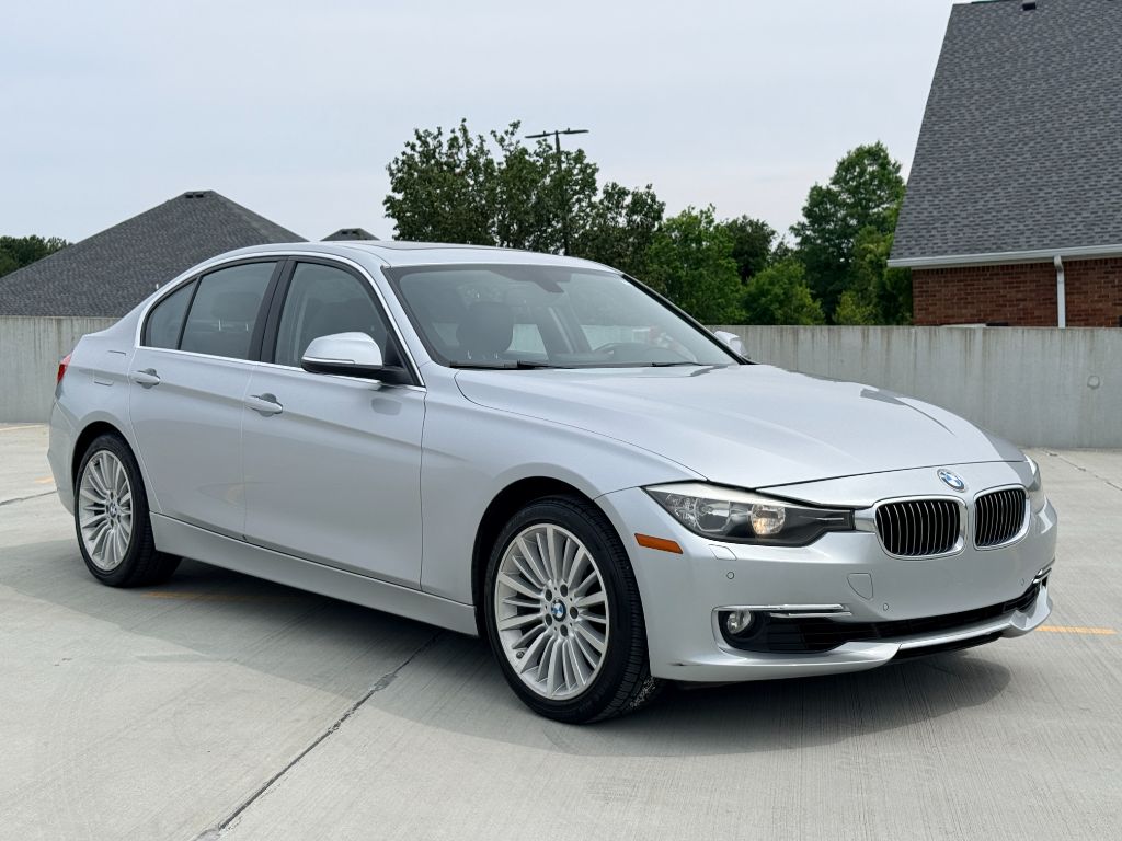 2015 BMW 3 Series - $11,000