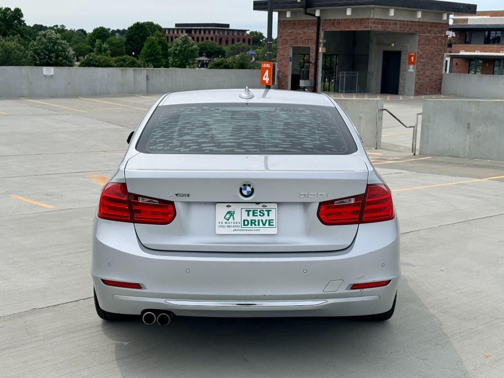 2015 BMW 3 Series - $11,000