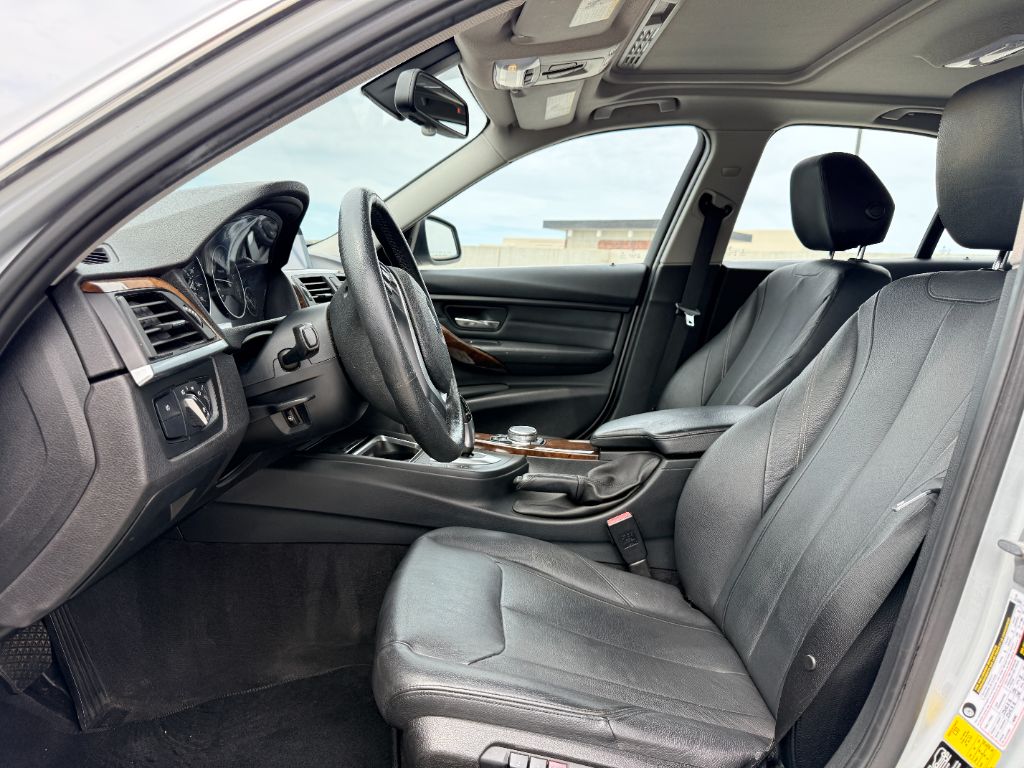 2015 BMW 3 Series - $11,000