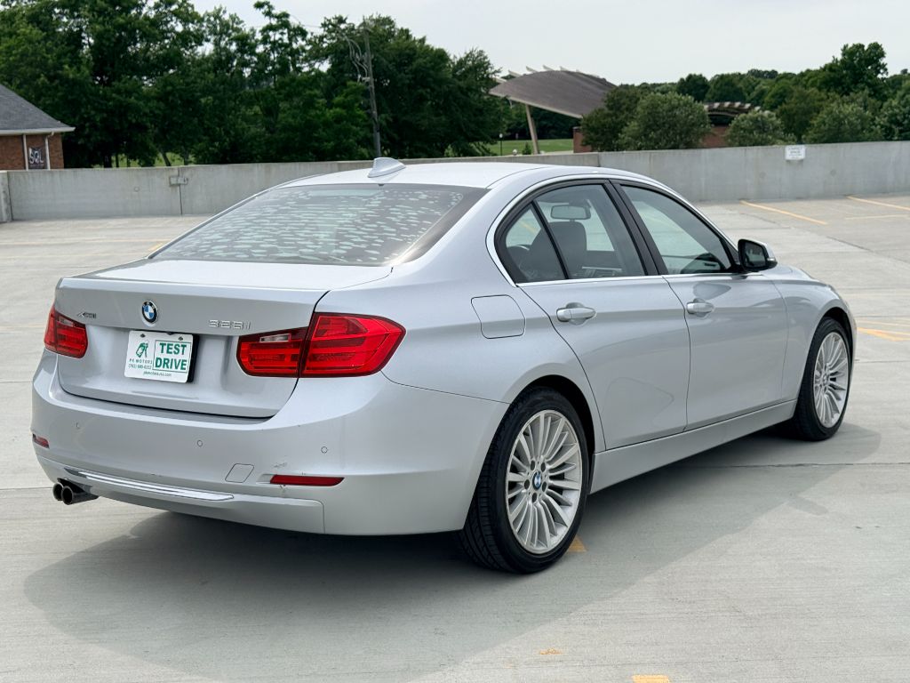 2015 BMW 3 Series - $11,000