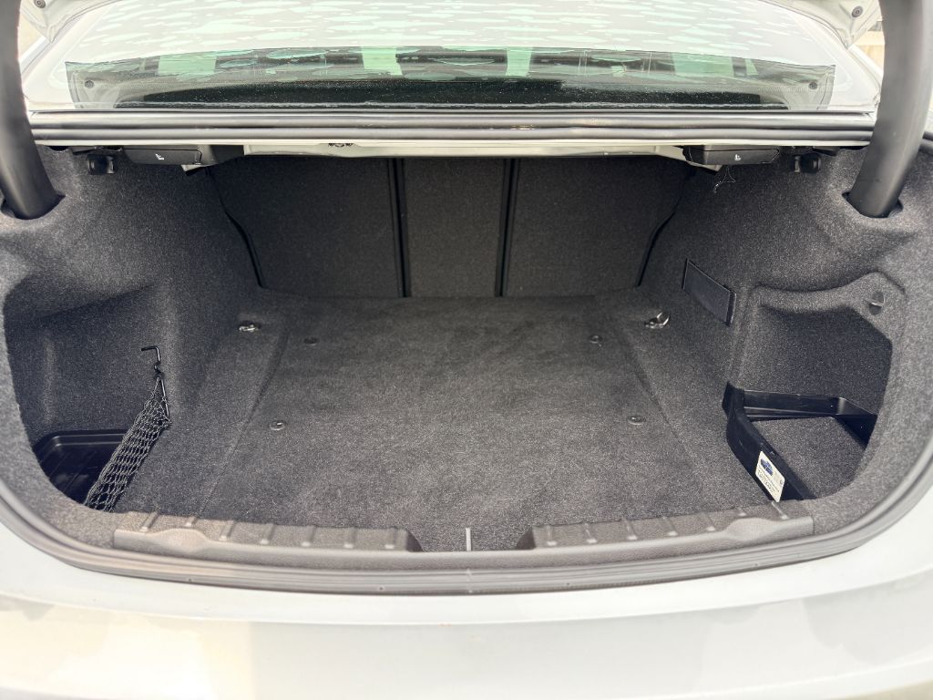 2015 BMW 3 Series - $11,000