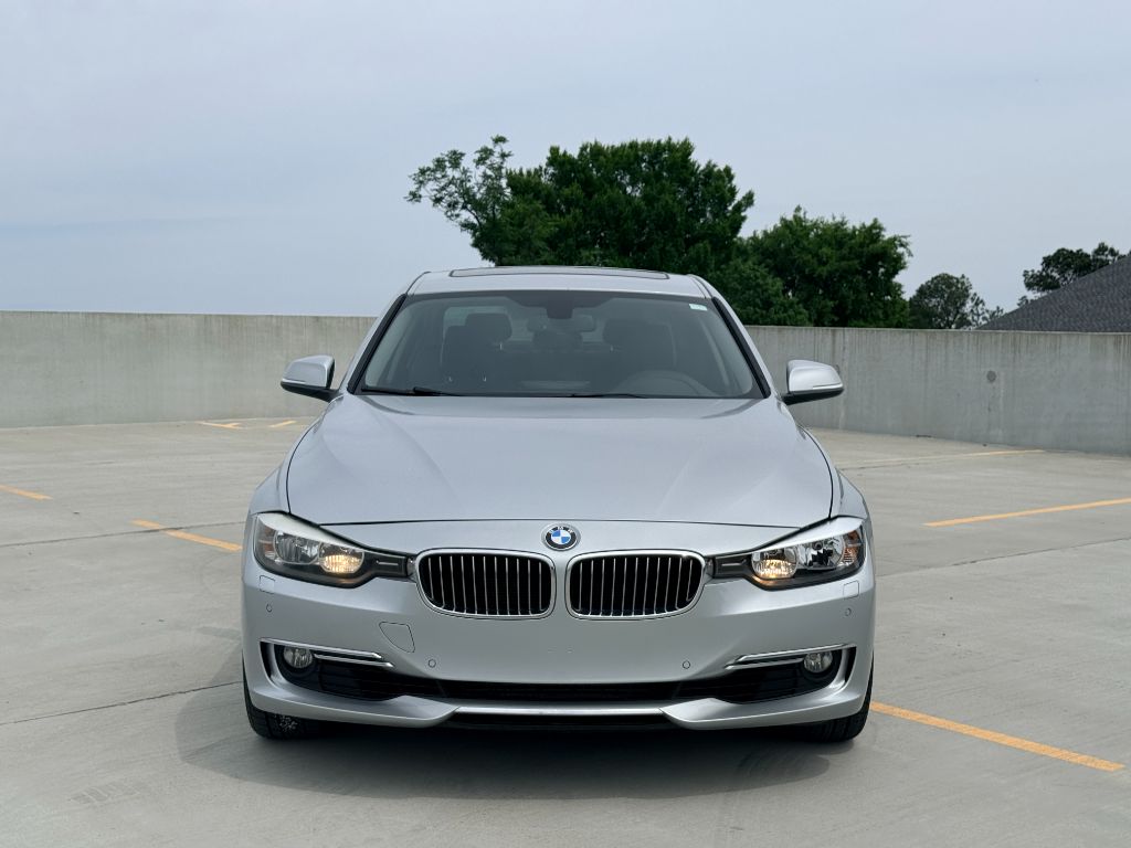 2015 BMW 3 Series - $11,000