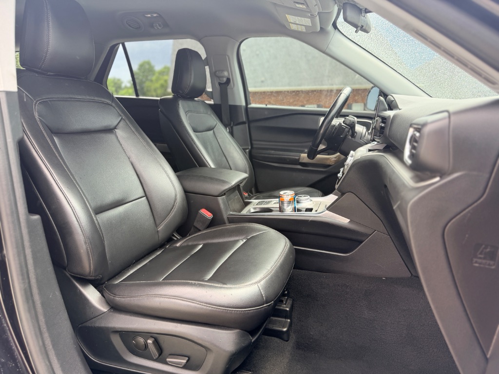 2020 Ford Explorer - $14,500
