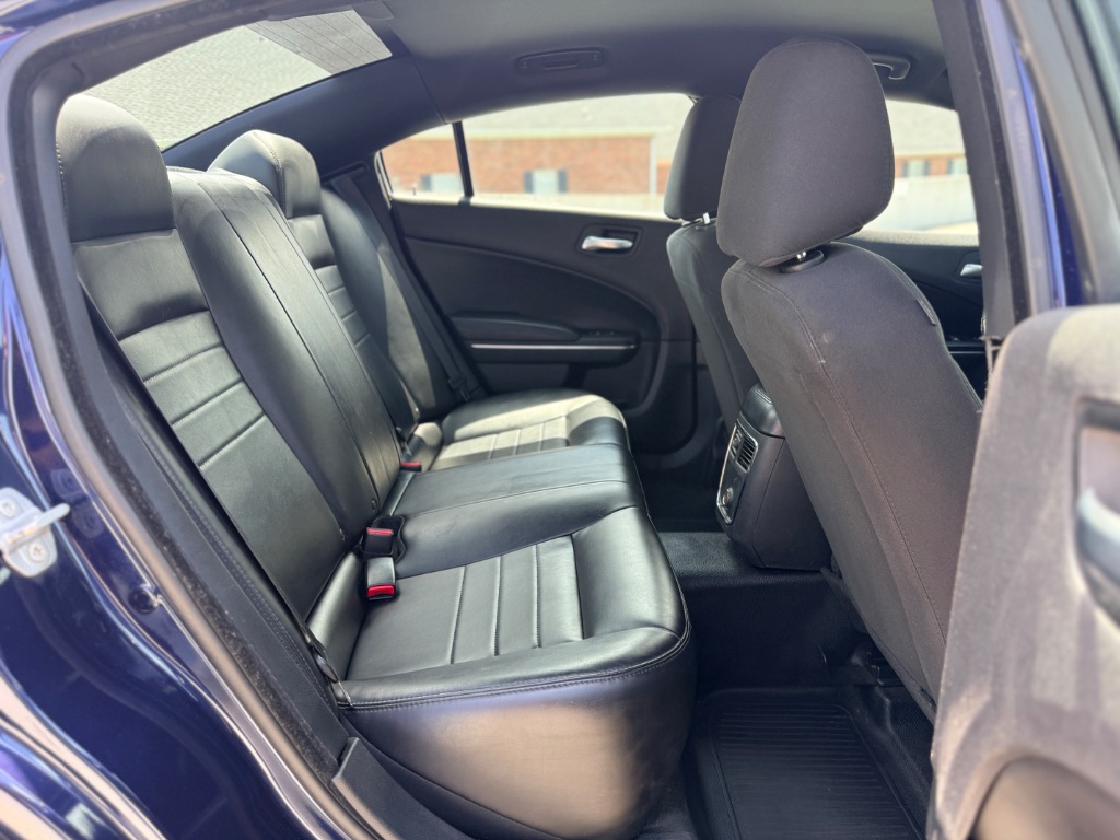 2015 Dodge Charger - $14,000