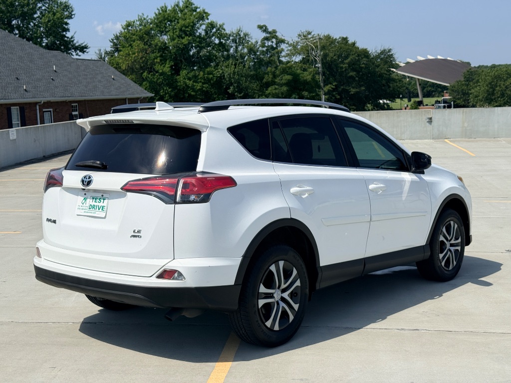 2017 Toyota RAV4 - $17,000