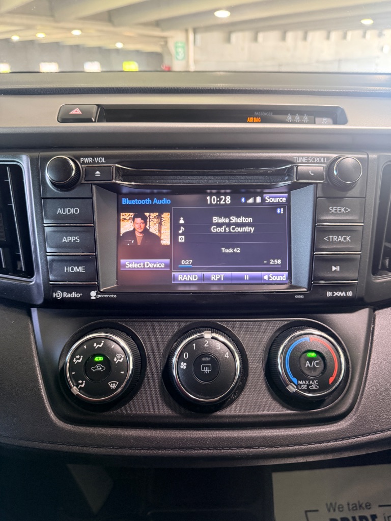 2017 Toyota RAV4 - $17,000