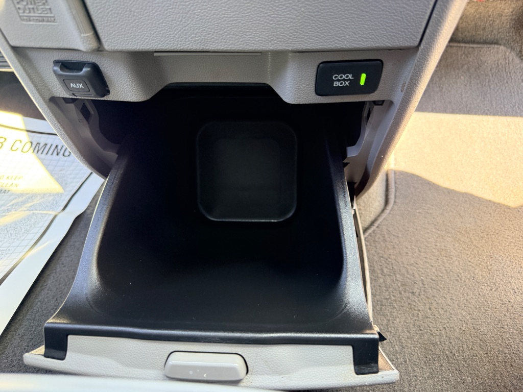 2016 Honda Odyssey - $9,000