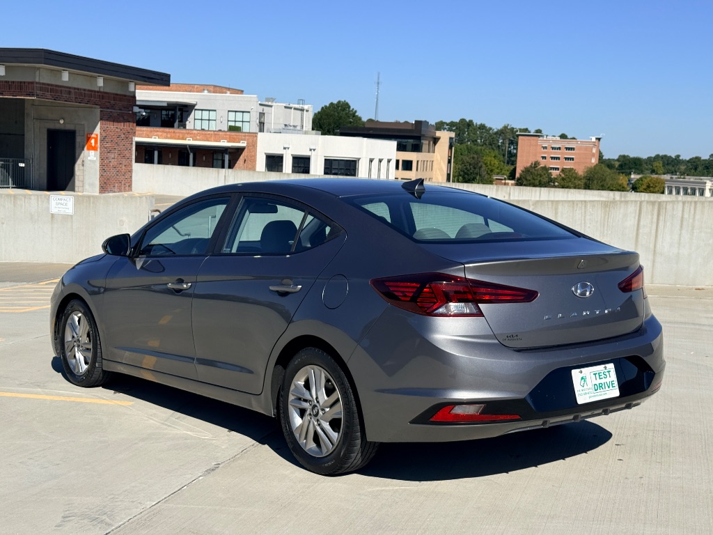 2020 Hyundai Elantra - $10,900