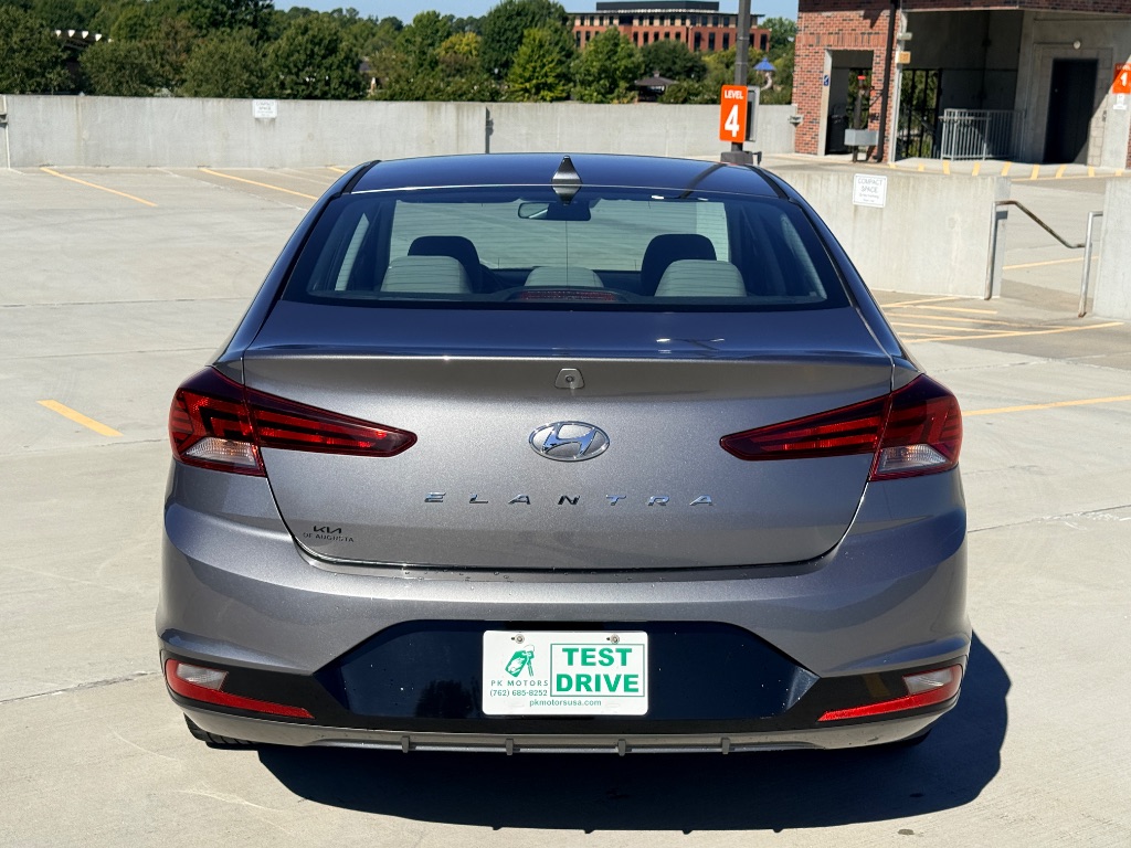 2020 Hyundai Elantra - $10,900