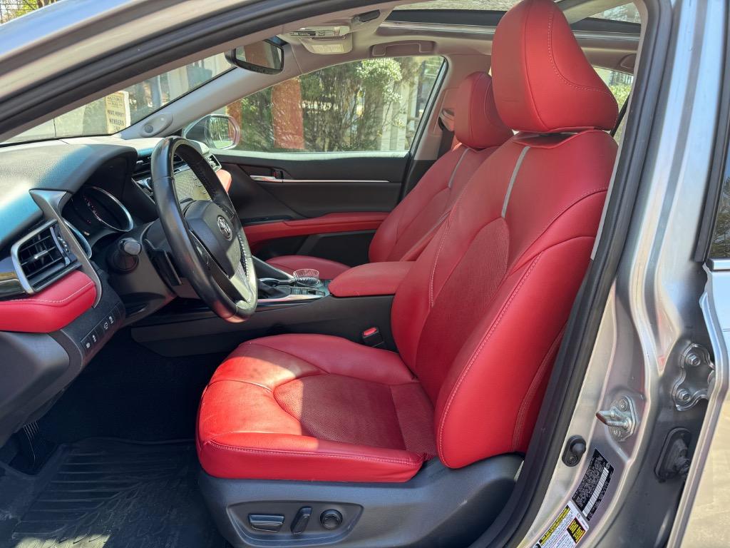 2020 Toyota Camry XSE photo