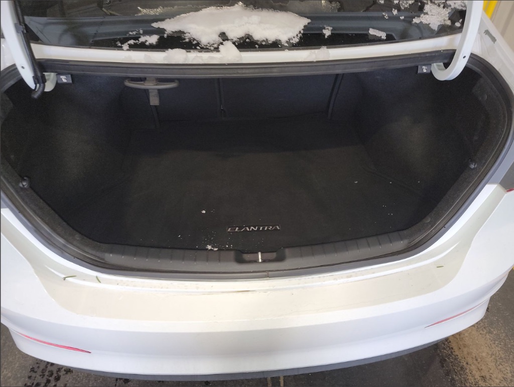 2017 Hyundai Elantra Value Edition photo