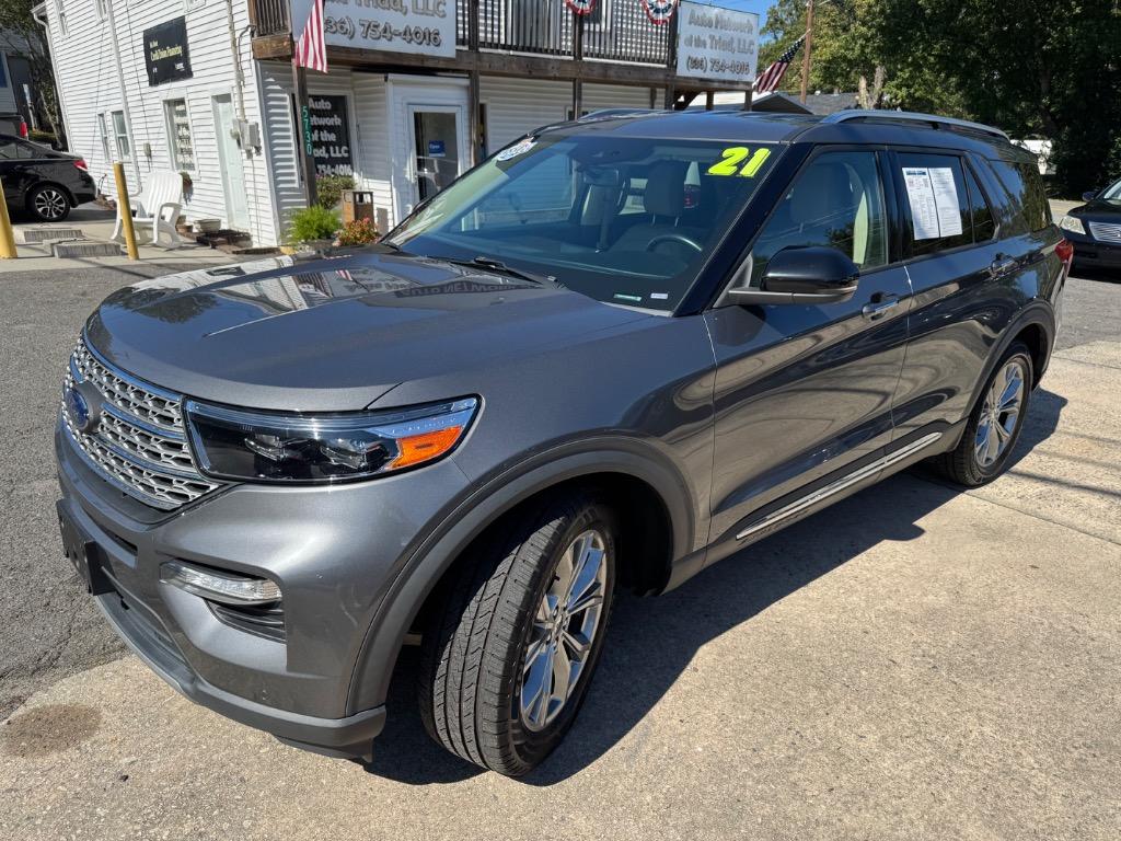 2021 Ford Explorer Limited photo