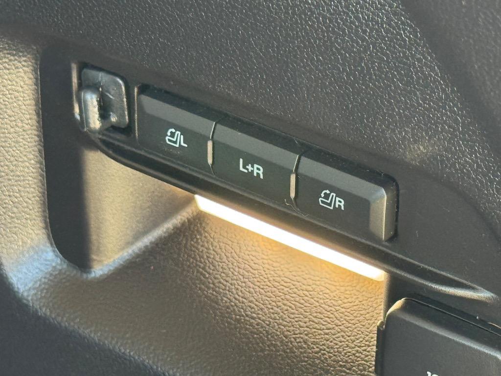 2021 Ford Explorer Limited photo