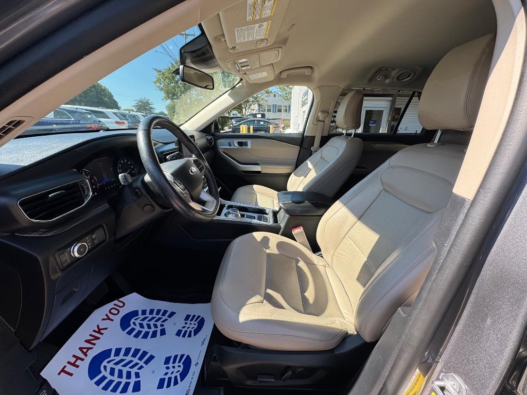 2021 Ford Explorer Limited photo