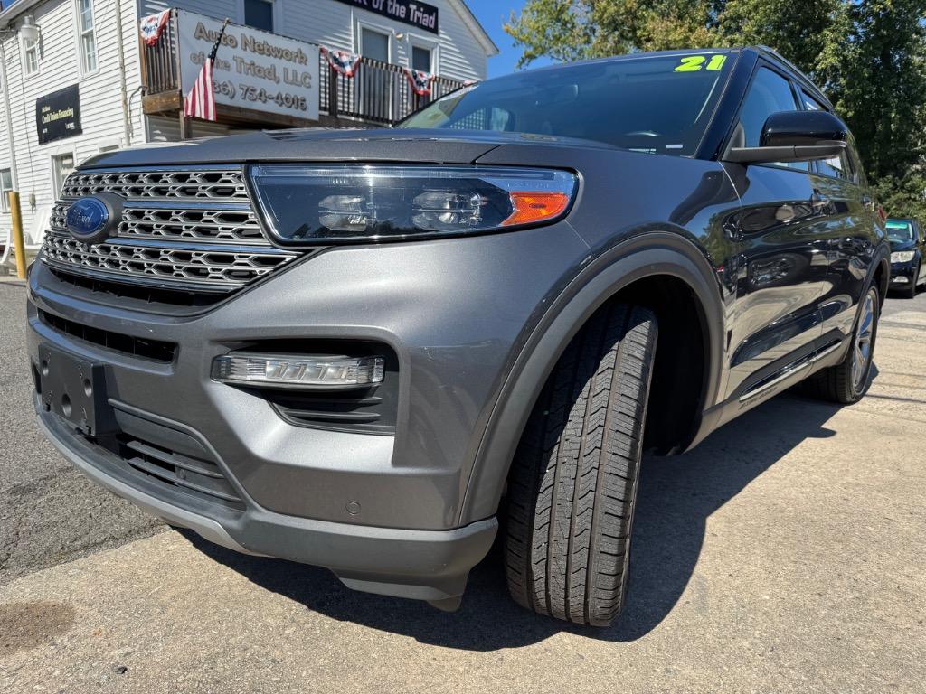 2021 Ford Explorer Limited photo