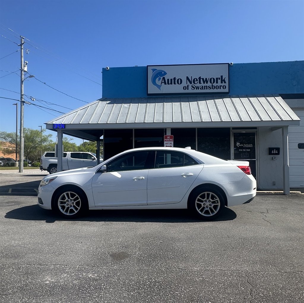 2013 Chevrolet Malibu LT photo