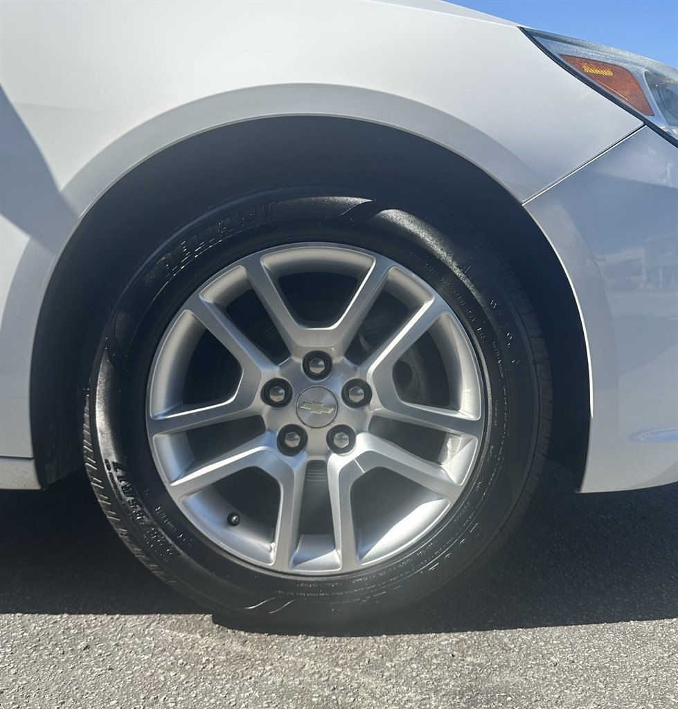 2013 Chevrolet Malibu LT photo