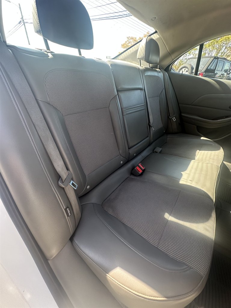 2013 Chevrolet Malibu LT photo