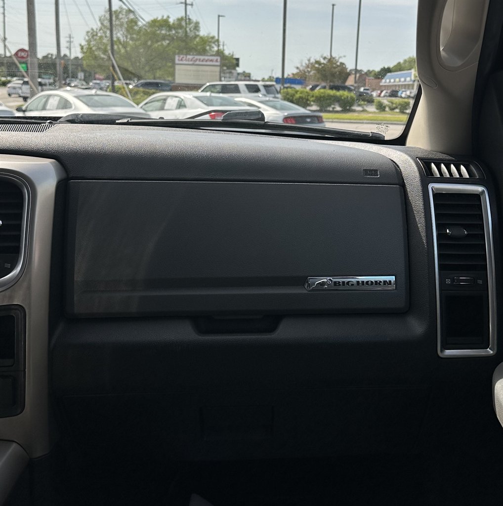 2018 RAM 1500 SLT photo