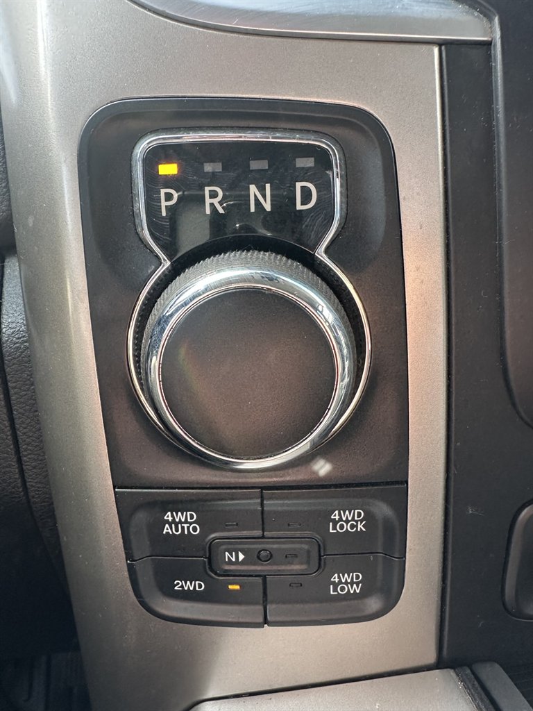 2018 RAM 1500 SLT photo