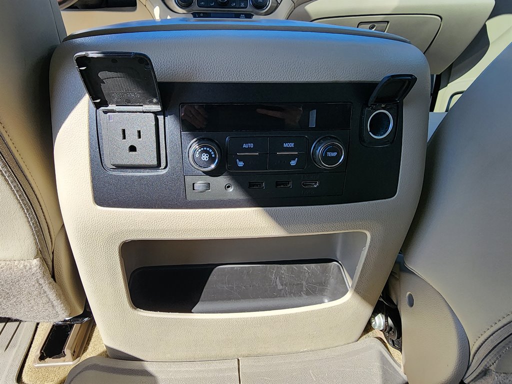 2019 GMC Yukon XL 1500 Denali photo