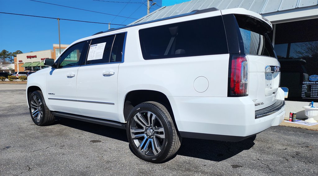 2019 GMC Yukon XL 1500 Denali photo