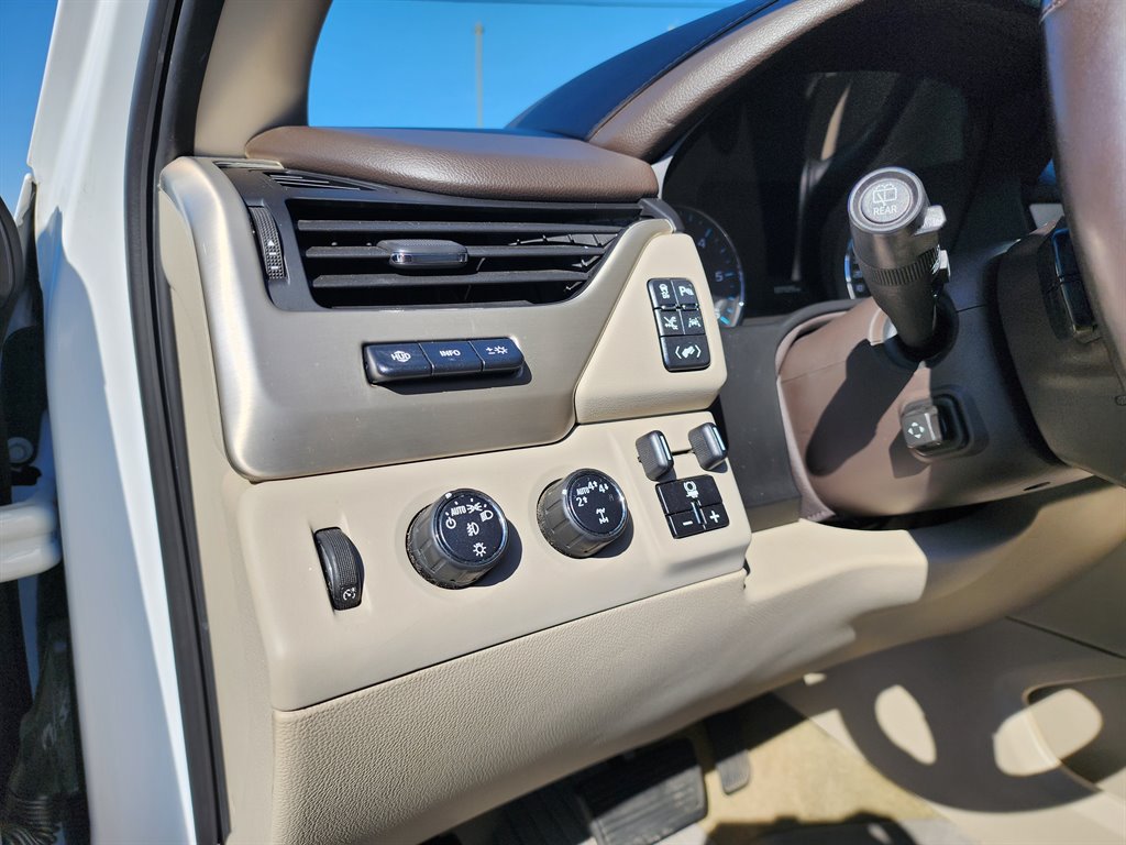 2019 GMC Yukon XL 1500 Denali photo