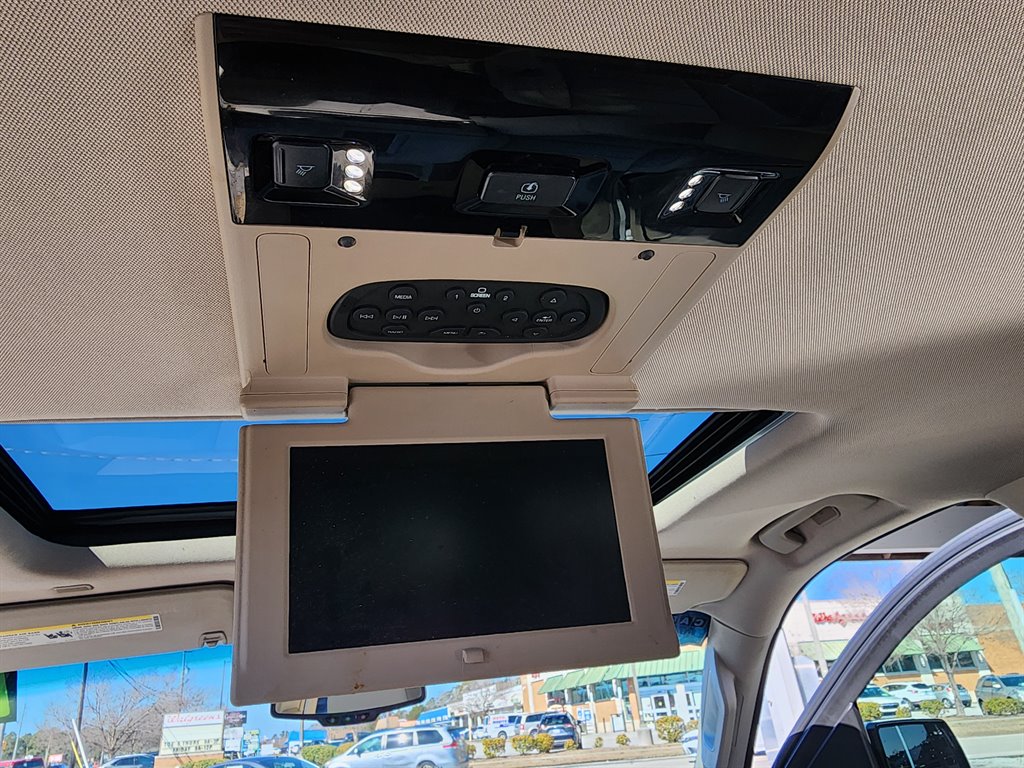 2019 GMC Yukon XL 1500 Denali photo