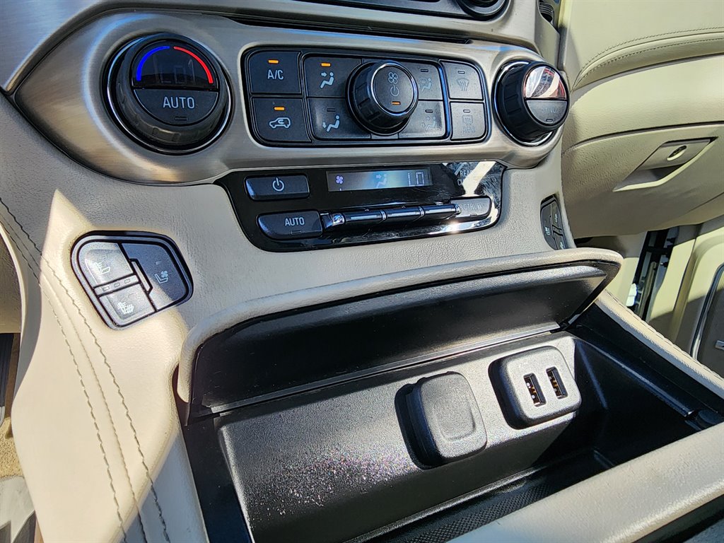 2019 GMC Yukon XL 1500 Denali photo