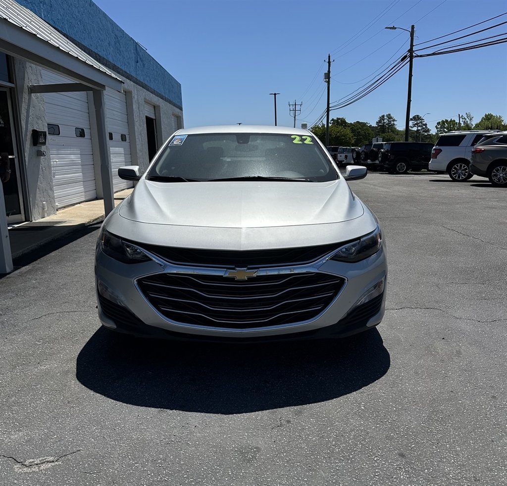 2022 Chevrolet Malibu LT photo