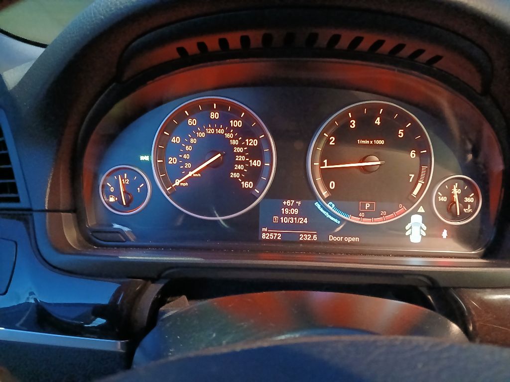 2014 BMW MDX 528i photo