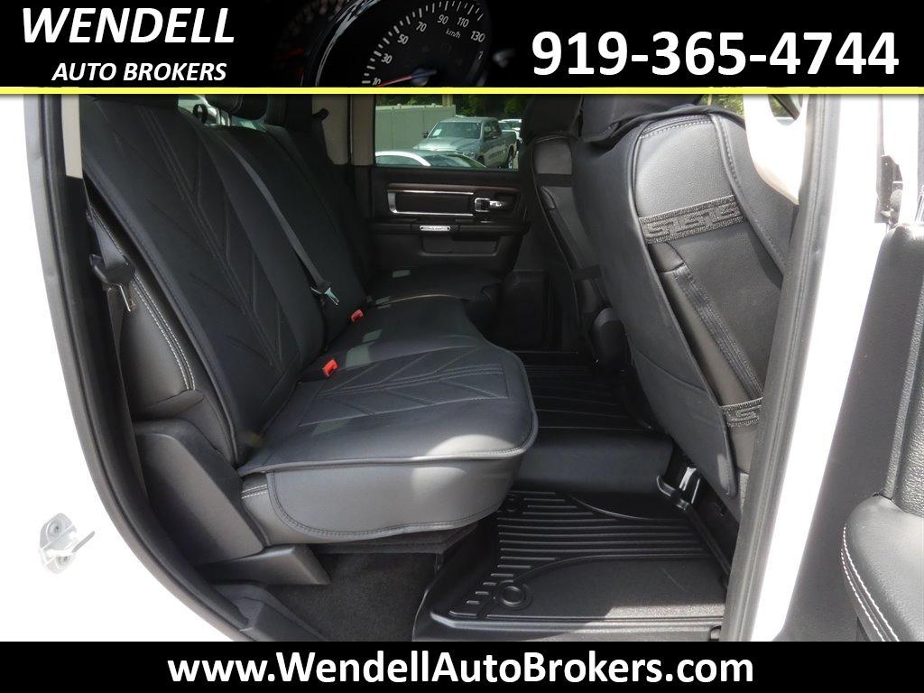 2015 RAM 1500 Laramie photo