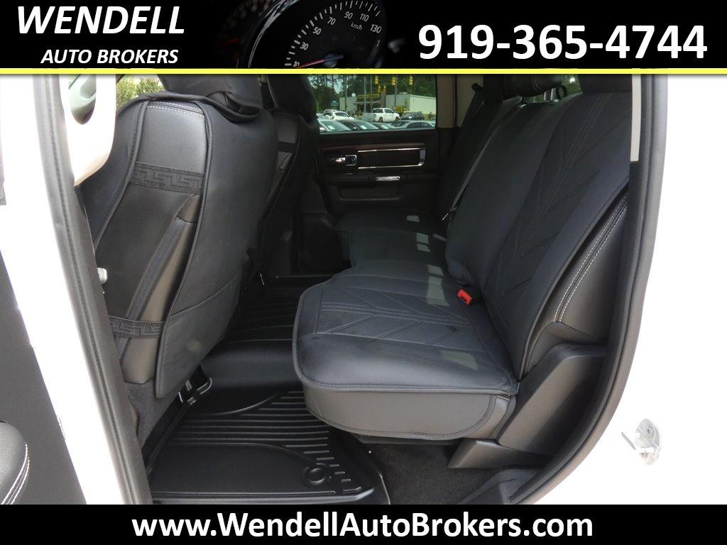 2015 RAM 1500 Laramie photo