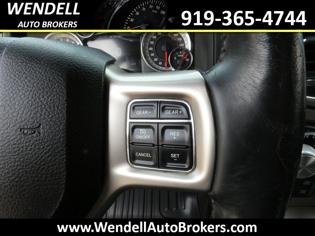 2015 RAM 1500 Laramie photo