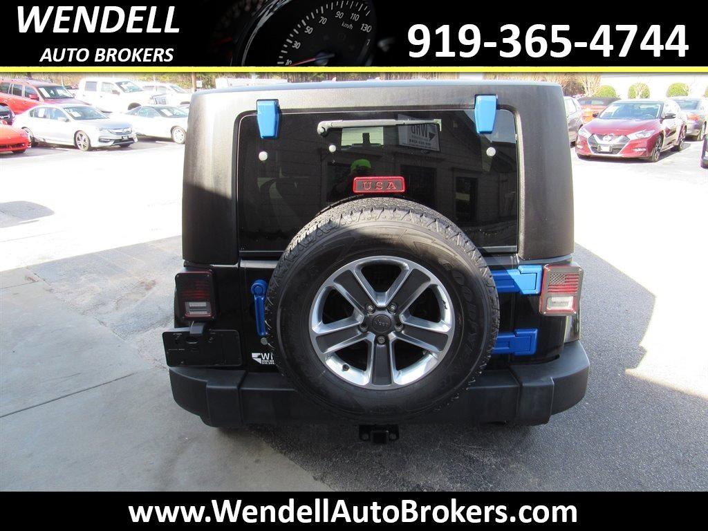 2008 Jeep Wrangler Unlimited Sahara photo